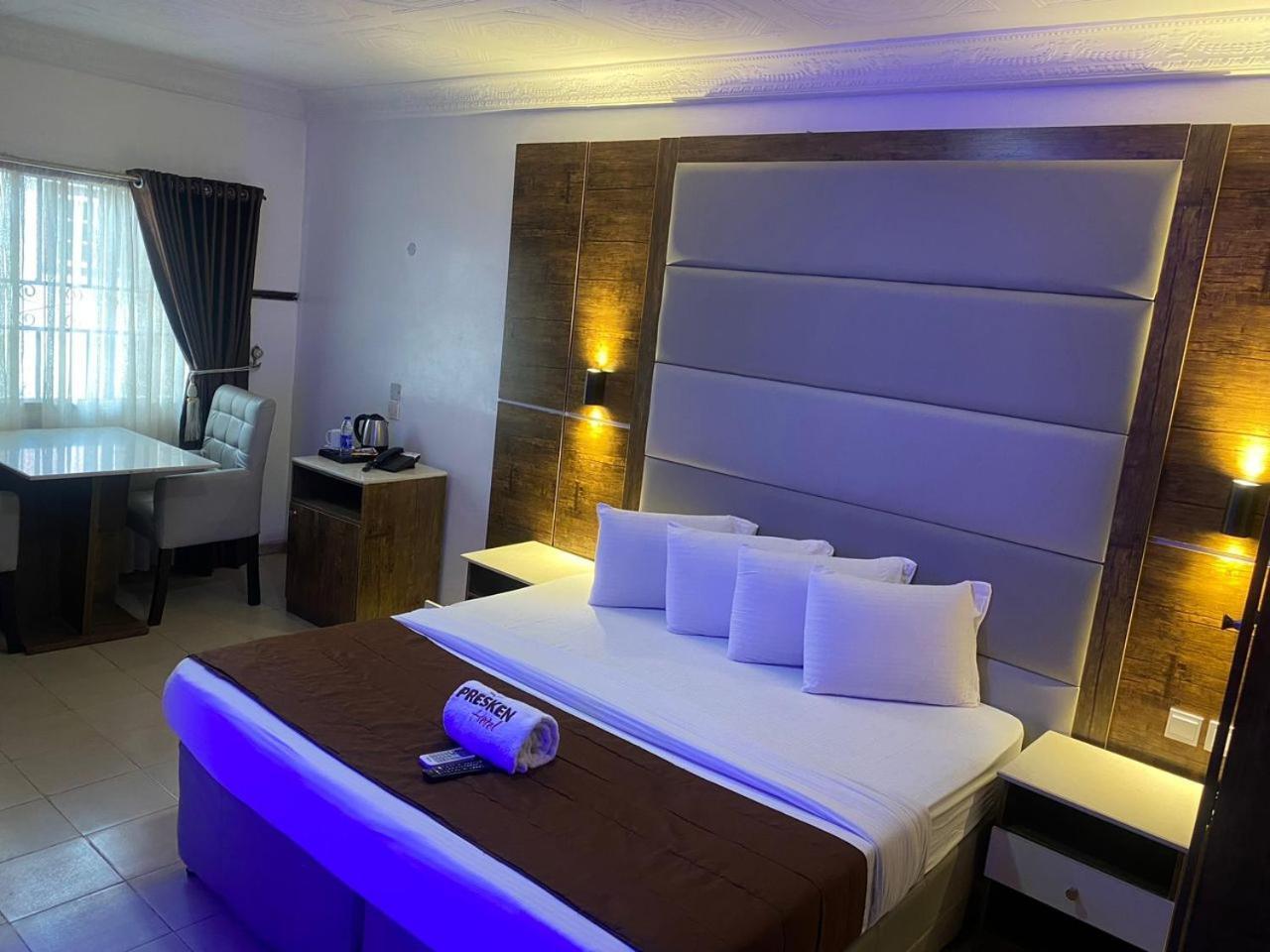 Presken Hotel @Villa Ikeja Eksteriør billede